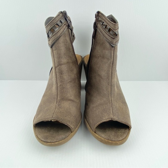 Maurices Block Heeled Shoes Glenda Sz 8.5M Zipper Side - Picture 2 of 12